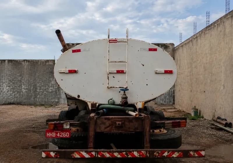 Tanque Pipa com capacidade de 15 mil litros